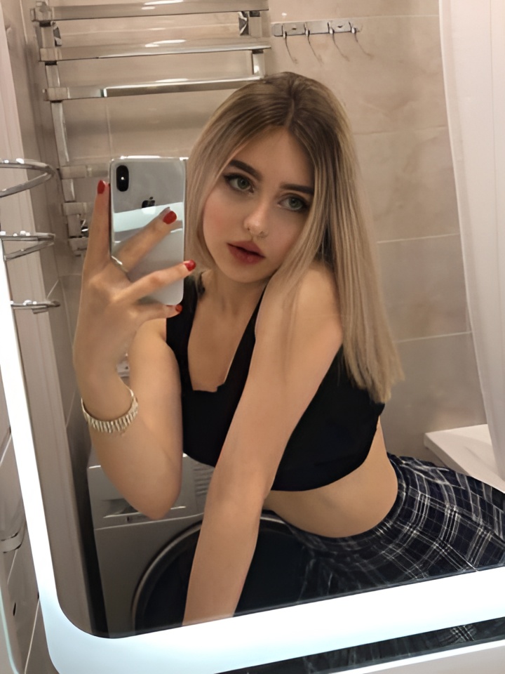 Ксюша привлекальеная девушка из Сосенский цена от 2500 руб