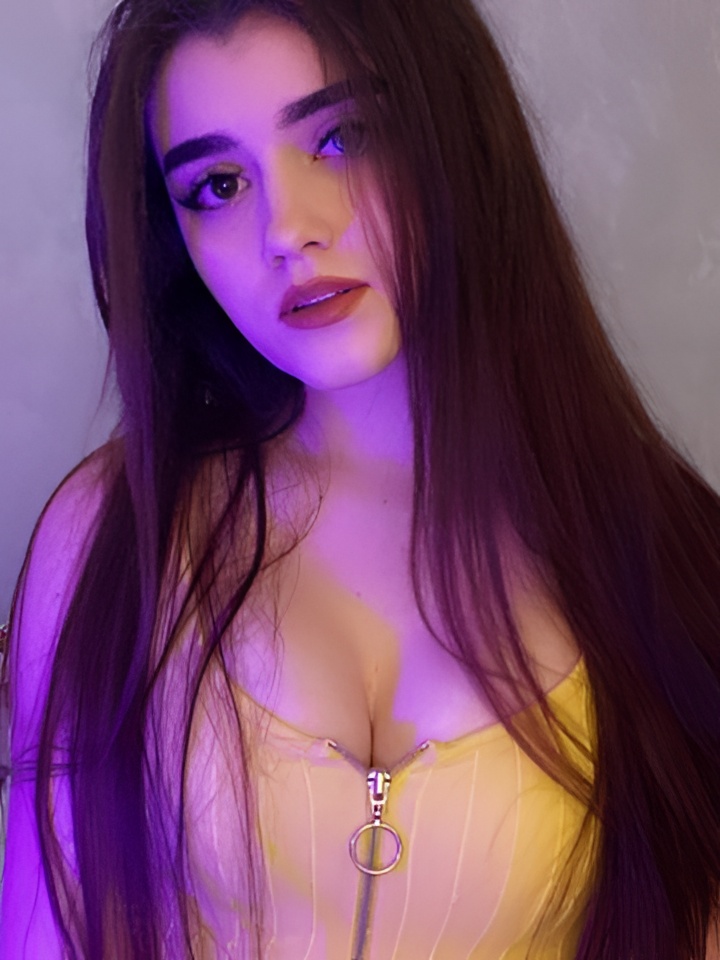 Индивидуалка Алиса, доступна для личного знакомства от 10000 руб