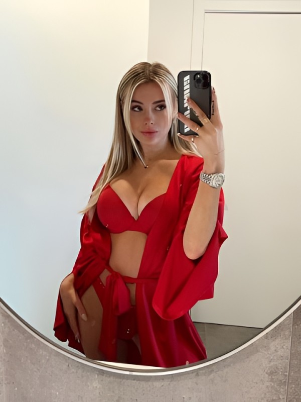 Белослава привлекательная девушка из Сосенский цена от 1500 руб