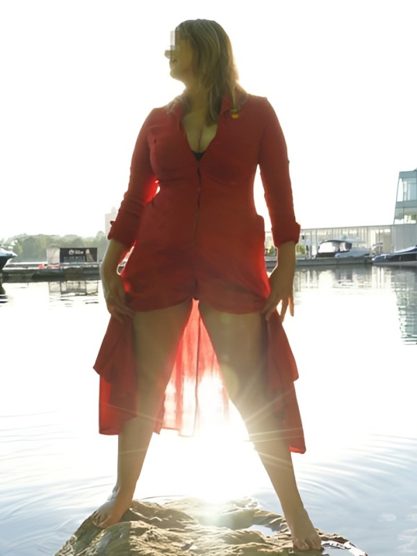 Летиция привлекательная девушка из Сосенский цена от 10000 руб