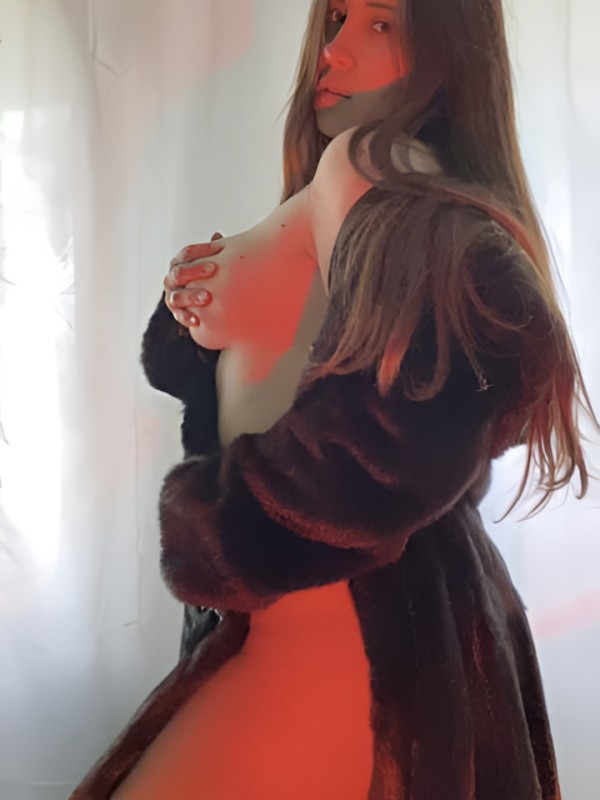 Регина привлекательная девушка из Сосенский цена от 4000 руб